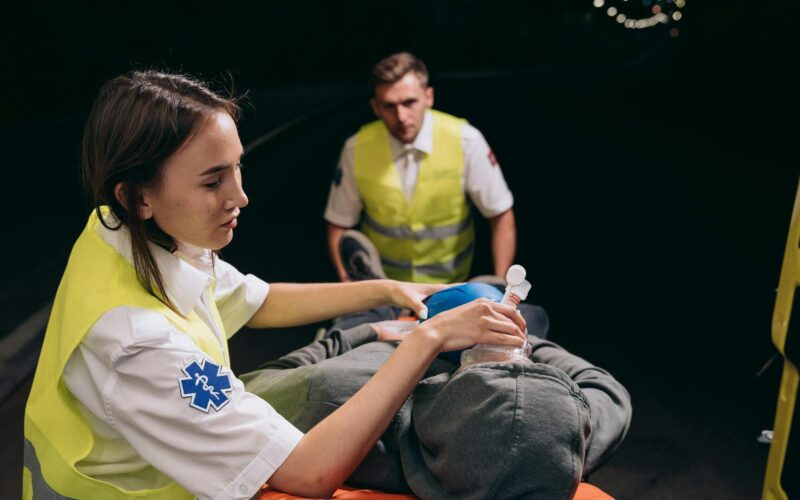 Sistemas de gestión para optimizar la asignación de ambulancias en El Salvador