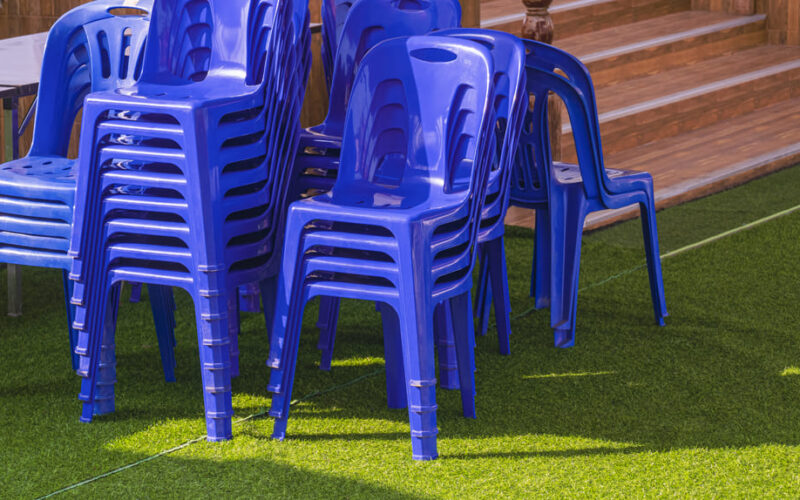 Sillas plásticas ideales para eventos y fiestas en Aruba