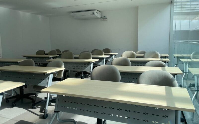 ¿Qué evaluar al alquilar un salón para capacitación corporativa?